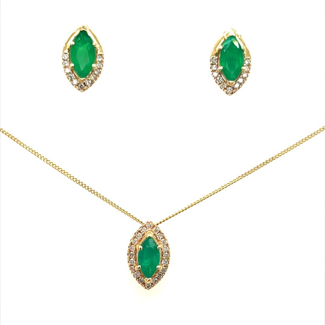 Ladies' gold earrings with emerald G2800E/E