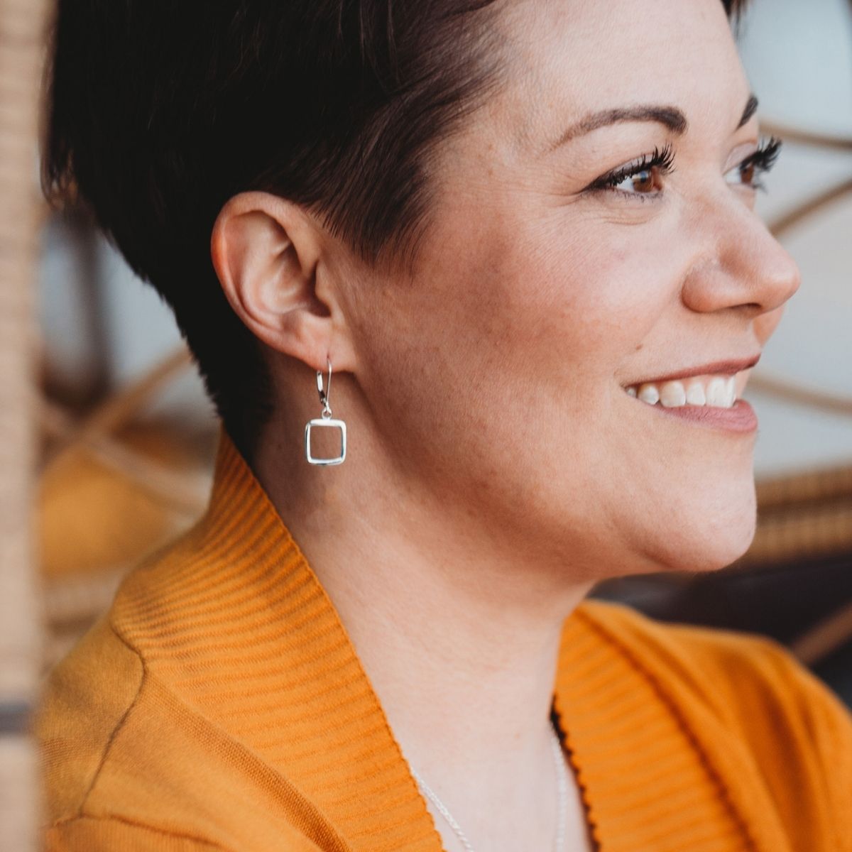 BOUCLES D'OREILLES FACETTE